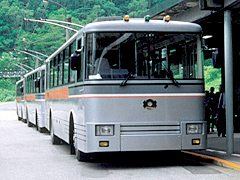 関電トロリーバス